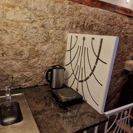 Yacht Marina Trogir, Heritage Bella Vistaa تروغير