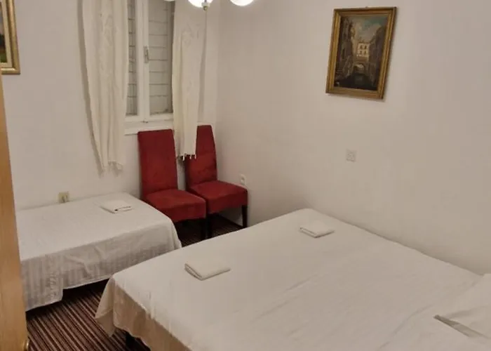 Yacht Marina Trogir, Heritage Bella Vistaa *