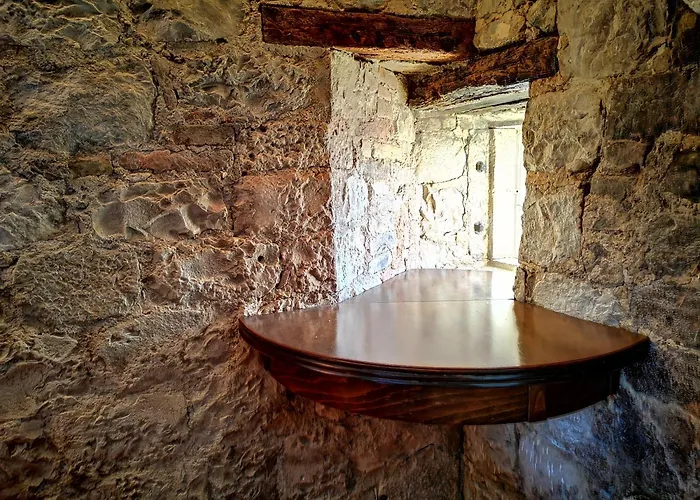 Yacht Marina Trogir, Heritage Bella Vistaa Трогір